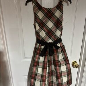 Beautiful multi color casual dress with black ribbon belt, perfect for holiday.